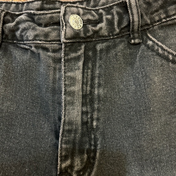 Women’s Black Grey Distressed Jean Shorts size Large. - Picture 6 of 7